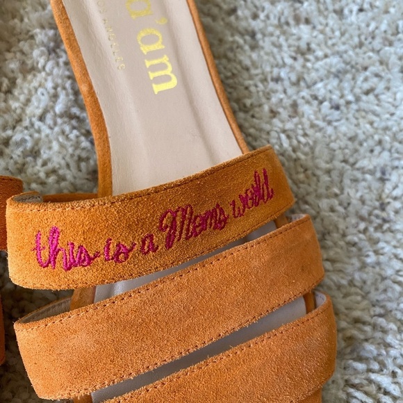 Ma’am Women’s CJ Sandals This is a Mom’s World Slides Size 8 in Orange - Picture 4 of 6